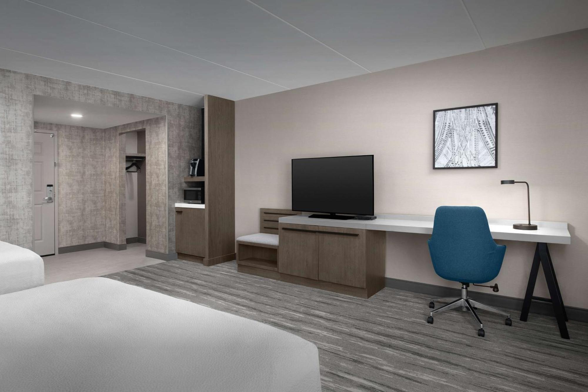 Hilton Garden Inn West Lafayette Wabash Landing Exterior photo